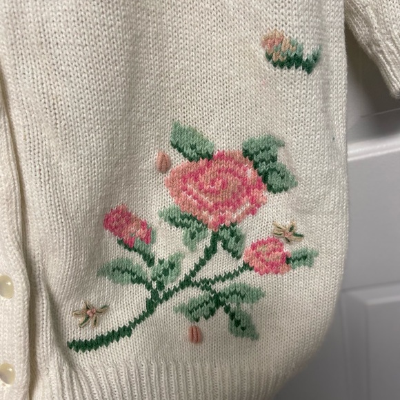 Vintage Short Sleeve Rose Sweater Size Large - Picture 3 of 6